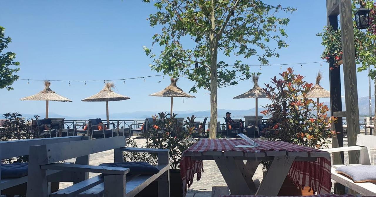 Hotel Piccolino Shkoder Bagian luar foto