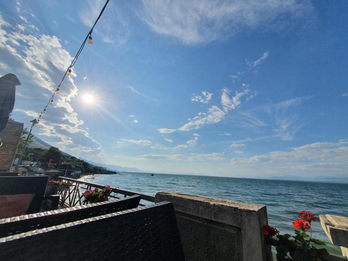 Hotel Piccolino Shkoder Bagian luar foto