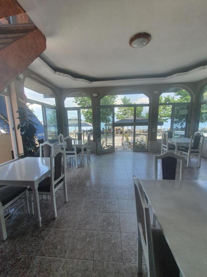 Hotel Piccolino Shkoder Bagian luar foto