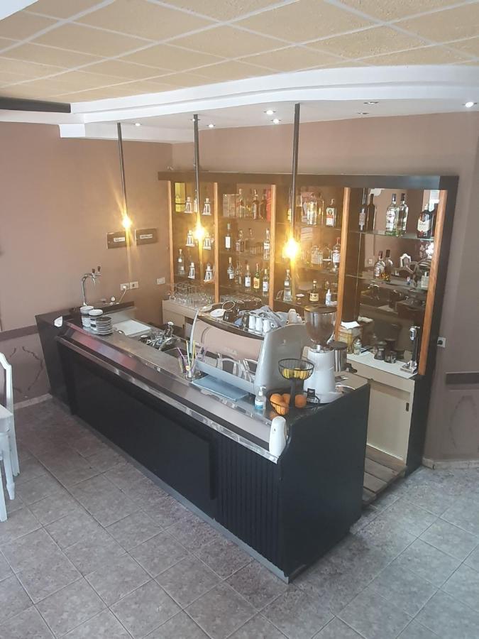 Hotel Piccolino Shkoder Bagian luar foto