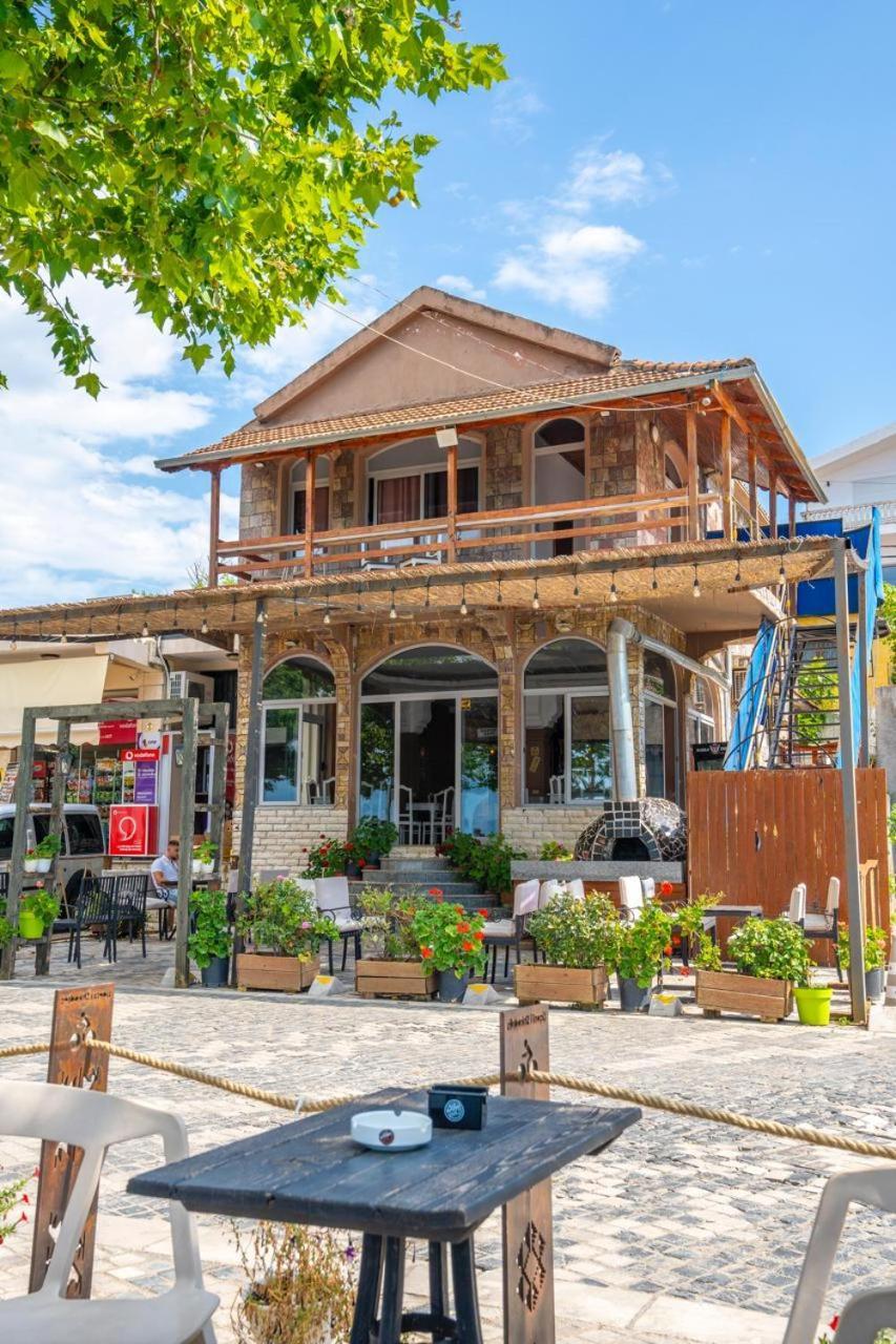 Hotel Piccolino Shkoder Bagian luar foto